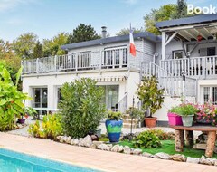 Toàn bộ căn nhà/căn hộ Awesome Apartment In Chambornay-ls-pin With Outdoor Swimming Pool And 3 Bedrooms (Chambornay-lès-Pin, Pháp)