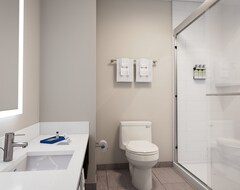 Khách sạn Holiday Inn Express & Suites - Dallas Park Central Northeast, an IHG Hotel (Dallas, Hoa Kỳ)