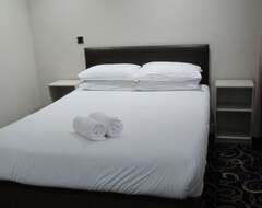 Hotelli Rooms At The Ritz Complex (Desborough, Iso-Britannia)
