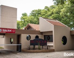 Hotel BUNKER (Cariló, Argentina)