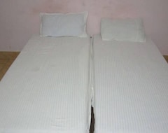 Hotelli Santhi Lodge (Nagapattinam, Intia)