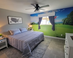 Hele huset/lejligheden Entertainment Haven-putting Green / Game Room - Newly Remodeled Home (Apache Junction, USA)