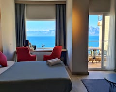 Otel Letstay Panorama Suites (Antalya, Türkiye)