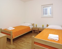 Hotelli Aparthotel Marina Gromela (Supetar, Kroatia)