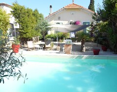 Toàn bộ căn nhà/căn hộ Old Villa 4-6 People, Garden / Swimming Pool, Quiet Area, English Spoken (Marseille, Pháp)