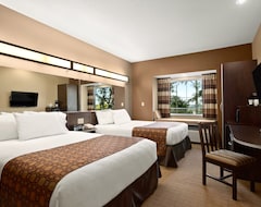 Khách sạn Microtel Inn & Suites by Wyndham Wheeling at Highlands (Triadelphia, Hoa Kỳ)