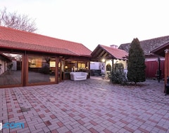 Hele huset/lejligheden Nr8 Premium Vendeghaz (Makó, Ungarn)
