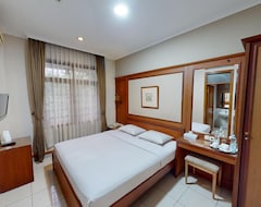 Hotel Corsica (Bandung, Indonesien)
