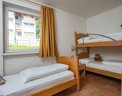 Khách sạn Residence Des Alpes (Cavalese, Ý)