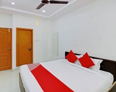 Khách sạn OYO 30151 Golden Hive (Hyderabad, Ấn Độ)