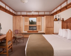 Khách sạn Old Faithful Snow Lodge & Cabins (Yellowstone National Park, Hoa Kỳ)