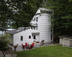 Cijela kuća/apartman Architect Designed Lake House With Private Peninsula On Secluded Cove (Plainfield, Sjedinjene Američke Države)