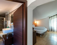 Hotel Villa Ginevra Resort Agrituristico (Ficarra, Italy)