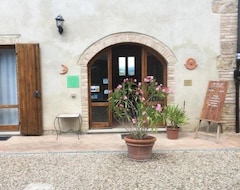 Khách sạn Casolare Di Remignoli (San Gimignano, Ý)