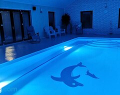 Tüm Ev/Apart Daire Apartment With Private Pool Sleeps 5 (Kinsale, İrlanda)
