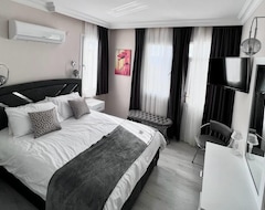 Hotelli Carrington Suites (Oludeniz, Turkki)