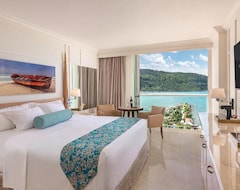 Hotelli Sunset Jamaica Grande Resort & Spa (Ocho Rios, Jamaika)