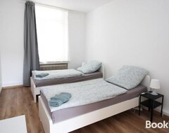 Casa/apartamento entero Chic Apartment With Balcony (Wuppertal, Alemania)