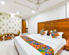 Hotel Jal Sagar (Vadodara, India)