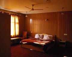 Hotel The Kaisar (Srinagar, India)