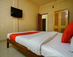 Khách sạn OYO 13684 Kerala for Rest Inn (Munnar, Ấn Độ)