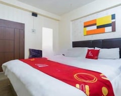 Hotel Oyo 93761 Kemang View By Room 88 (Bekasi, Indonezija)