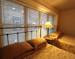 Tüm Ev/Apart Daire Vintage Condo With Whirlpool Tub, Fireplace And Open Floor Plan. Mins. To Lak (Chicago, ABD)