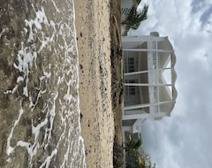 Koko talo/asunto Beach Villa (Patillas, Puerto Rico)