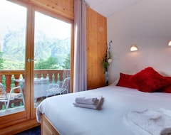 Chalet Hotel Les Campanules (Les Houches, France)