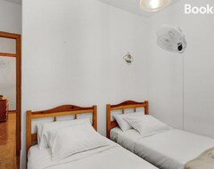 Tüm Ev/Apart Daire A Spacious And Cozy Apartment. (Torrevieja, İspanya)