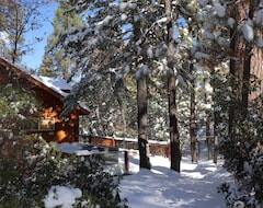 Khách sạn Freedom Lodge (Big Bear Lake, Hoa Kỳ)