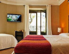 Guesthouse AbraCadabra Suites (Madrid, Spain)