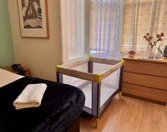 Guesthouse Apart Bernard Rooms (Edinburgh, United Kingdom)