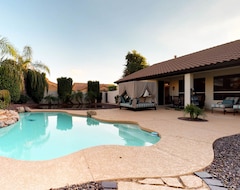 Hele huset/lejligheden Scottsdale Home W/Private Pool, Hot Tub & Grill- Near Shopping! (Scottsdale, USA)