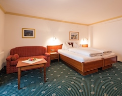 Hotelli Hotel Kristall (St. Anton am Arlberg, Itävalta)