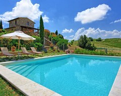 Hele huset/lejligheden Villa i Trequanda med 2 soveværelser 6 sovepladser (Trequanda, Italien)