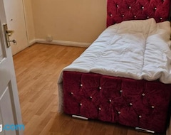 Tüm Ev/Apart Daire 3 bedroom flat (Birmingham, Birleşik Krallık)