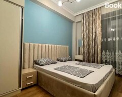 Entire House / Apartment Modern Deluxe 1bedroom +open Balcony, New Building, Near City Center (Yerevan, Armenia)