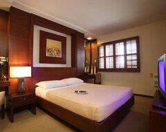Khách sạn Hotel Amorsolo Mansion (Makati, Philippines)