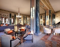 فندق يوروستارز هوتل إكسيلسيور (نابولي, إيطاليا)