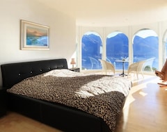 Koko talo/asunto Holiday House Brione Sopra Minusio For 3 - 7 Persons With 3 Bedrooms - Holiday House (Brione sopra Minusio, Sveitsi)