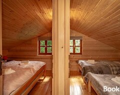 Tüm Ev/Apart Daire Wooden House Pia (Brod na Kupi, Hırvatistan)