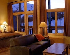 Khách sạn Sunshine Mountain Lodge (Banff, Canada)