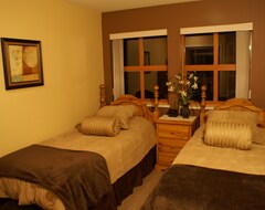 Khách sạn Stoney Creek Northstar 36 - 2 bedroom property in Whistler Village (Whistler, Canada)