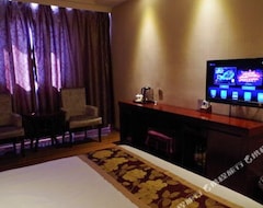Hotel Urumqi Hongfeng (Ürümqi, China)