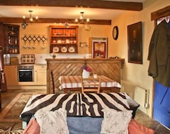 Hotel Charming 18th Century Gamekeepers Cottage At Williamstadt House (Whitegate, Ireland)
