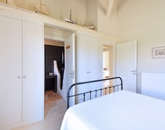 Cijela kuća/apartman Family And Friendly Villa Equiped With First Quality Furniture And Accessories. (Gythio, Grčka)