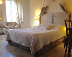 Cijela kuća/apartman Manoir Between Country And Mountains, 4 Rooms, 4 Bathrooms, 2 Lounges (Les Avenières, Francuska)