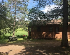 Entire House / Apartment Lake House And 2 Cabins (Danbury, USA)