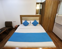 OYO 9230 Hotel Royal Brooks (Chandigarh, Indija)